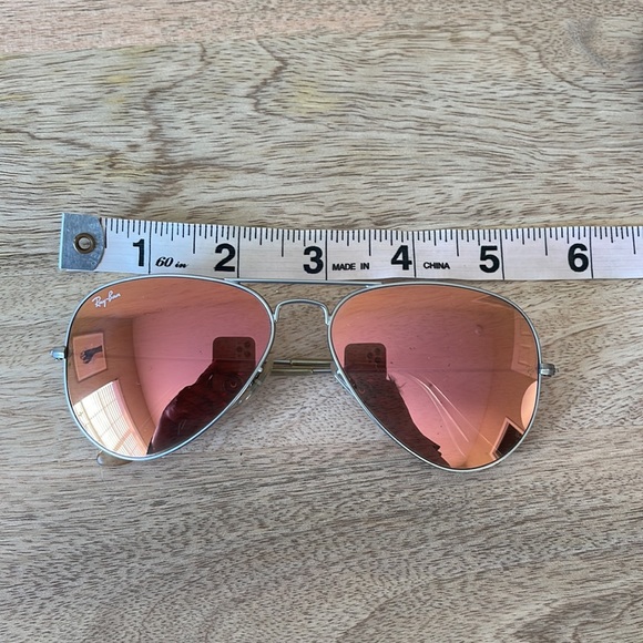Ray-ban Aviator Sunglasses - Picture 5 of 6